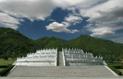 天寿陵园仿造天坛