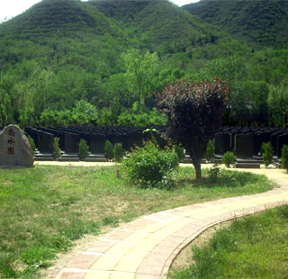凤凰山陵园-尚水园独立墓