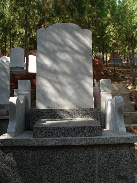 九里山公墓小型栏板墓