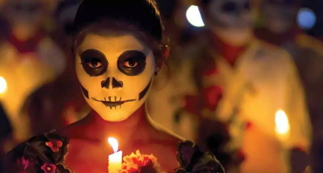 墨西哥亡灵节：和亡灵一起过节，你敢参加吗？
